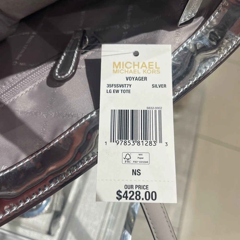 MICHAEL KORS Voyager Large Patent Logo Debossed EW Shoulder Tote Bag Silver NWT